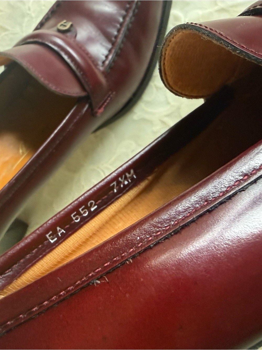 Aigner Burgundy 7.5 Leather Block High Heel Loafers Oxblood - Picture 6 of 11